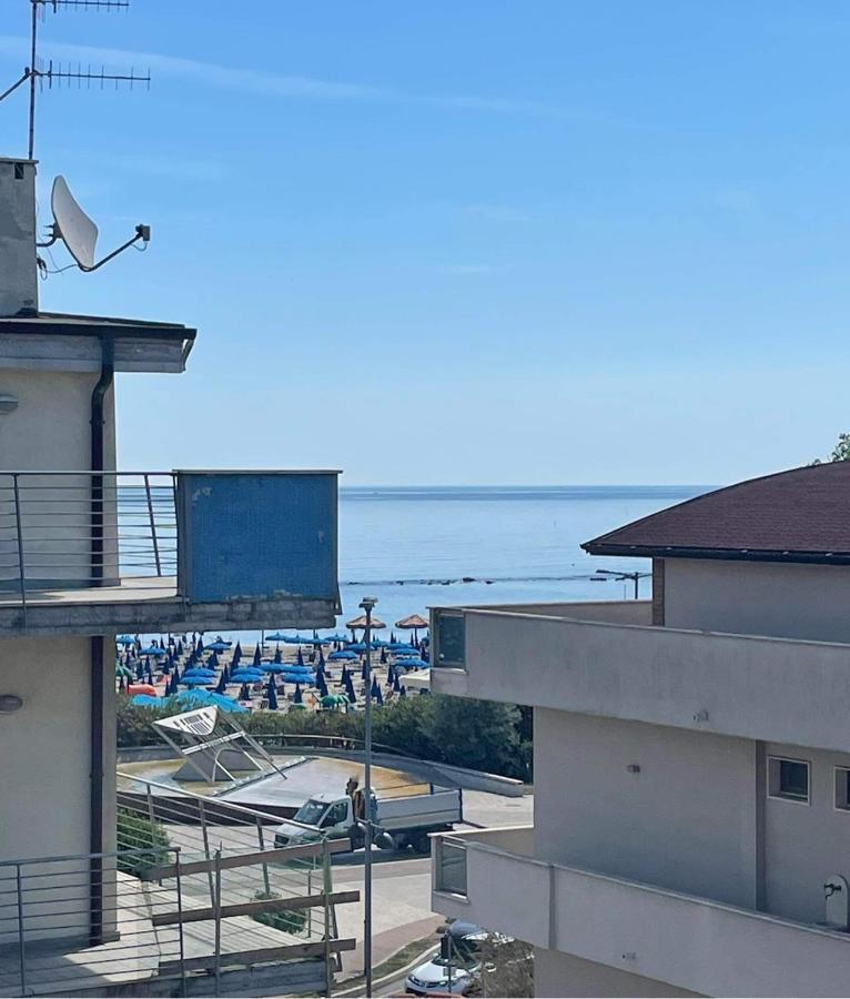 Casa Al Mare Pescara Exterior foto